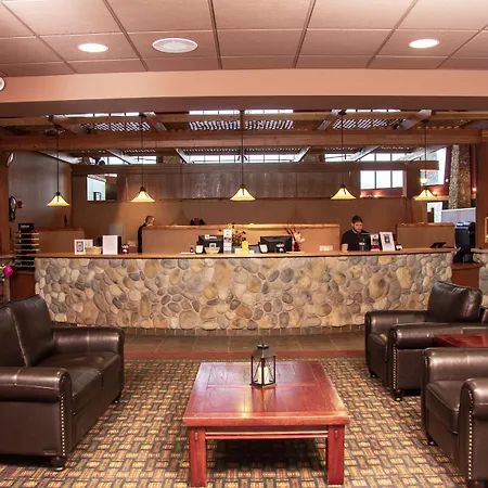 Three Bears Waterpark Resort Near Tomah, An Ascend Collection Hotel-2