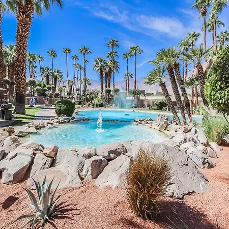 Desert Isle Of Palm Springs-2