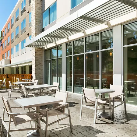 Holiday Inn Express & Suites Salisbury By Ihg-2