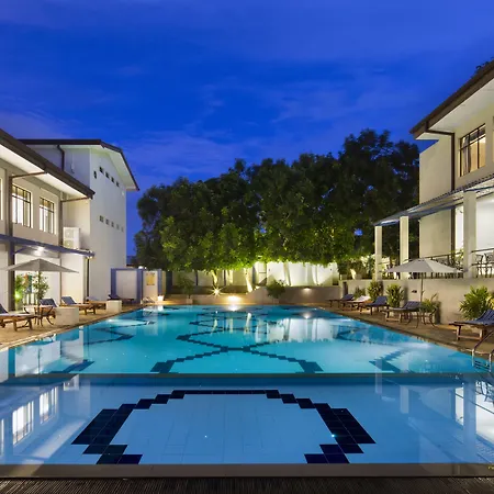 The Blue Wave Hotel-3