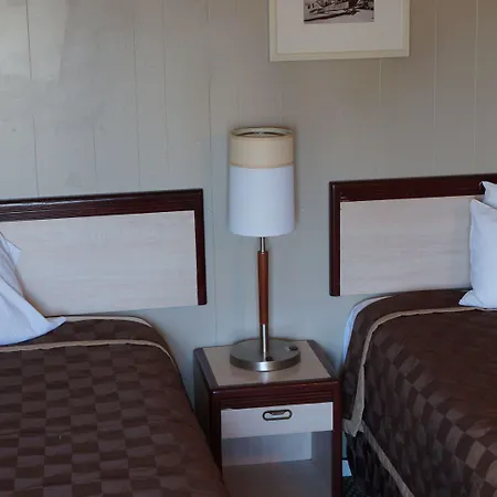 White Caps Motel-3