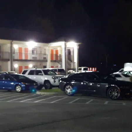 Econo Lodge Forrest City I-40-2
