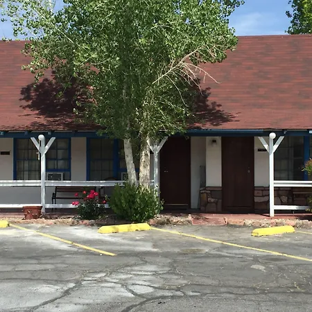 Townhouse Motel-2