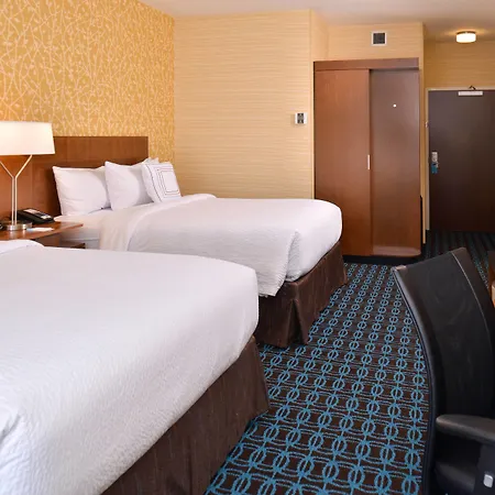 Fairfield Inn & Suites Farmington-3