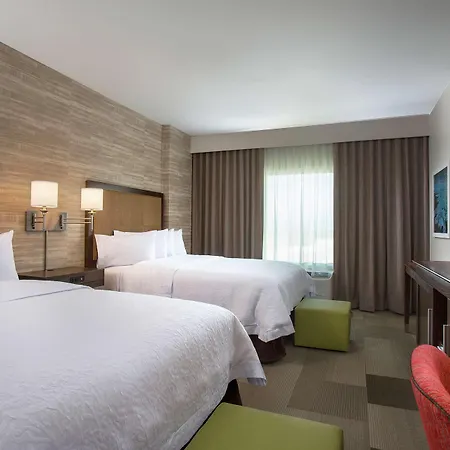 Hampton Inn & Suites Oahu Kapolei - Free Parking - No Resort Fee-3