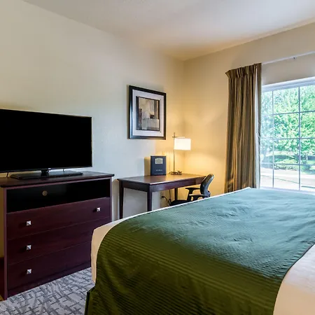 Cobblestone Hotel & Suites - Erie-3