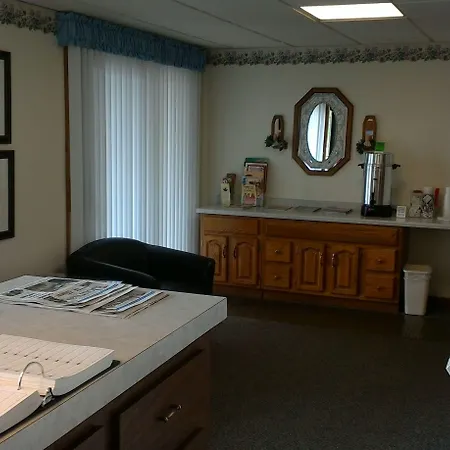 Brentwood Motor Inn-3