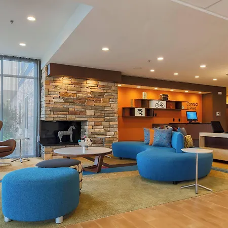 Fairfield Inn & Suites By Marriott Alexandria-3
