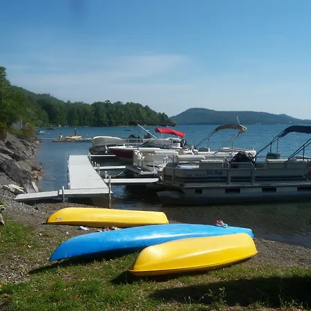 Cobblescote On The Lake-2