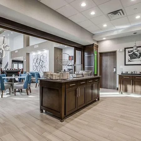 Hampton Inn & Suites Dallas-Central Expy/North Park Area-3