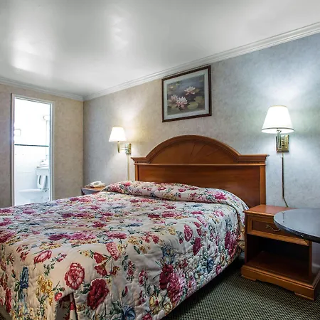 Downbeach Inn-3