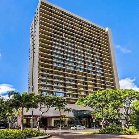 Wyndham Vacation Resorts Royal Garden At Waikiki-2