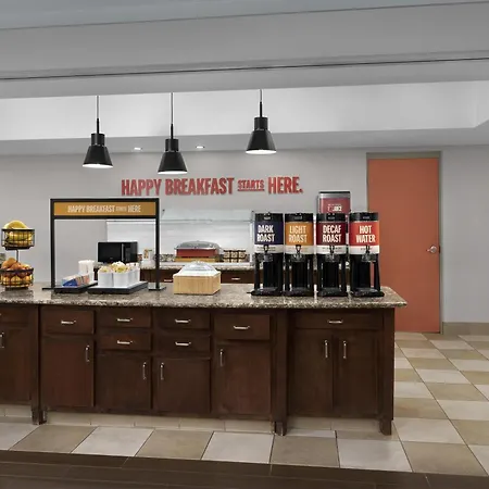 Hampton Inn & Suites Huntersville-2