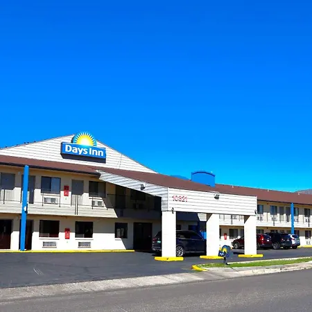Days Inn By Wyndham East Albuquerque 'Newly Renovated'-3