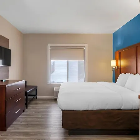 Comfort Suites St Charles-St Louis-3