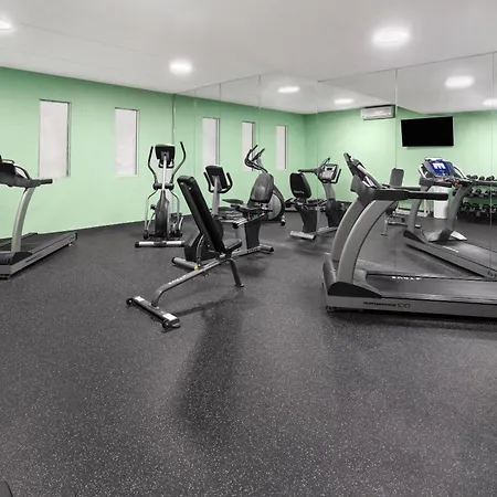 Wingate By Wyndham Grove City-3