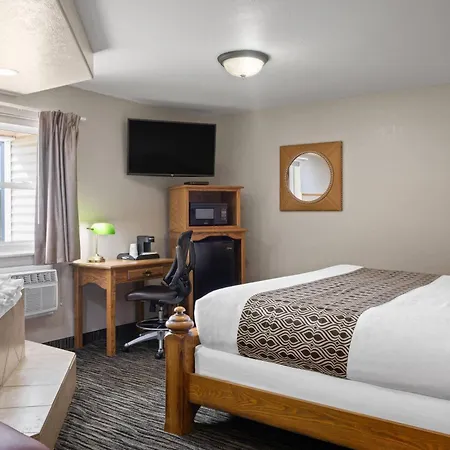 Super 8 By Wyndham Lewistown-2