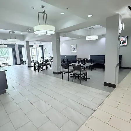 Holiday Inn Express & Suites Bonham By Ihg-3