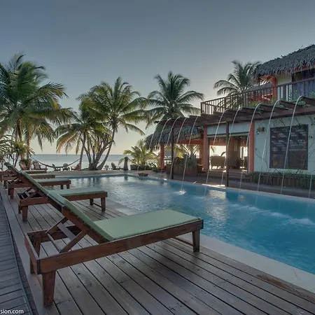 Robert'S Grove Beach Resort-2