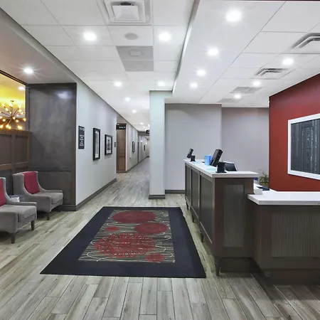 Hampton Inn By Hilton Detroit Dearborn, Mi-3