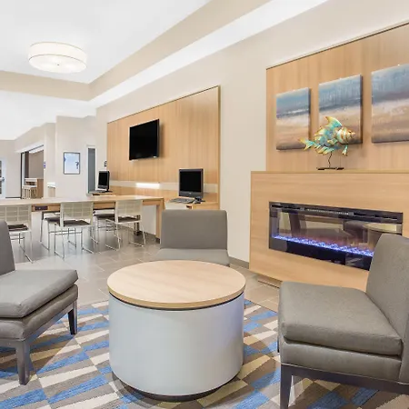 Microtel Inn & Suites By Wyndham Ocean City-3