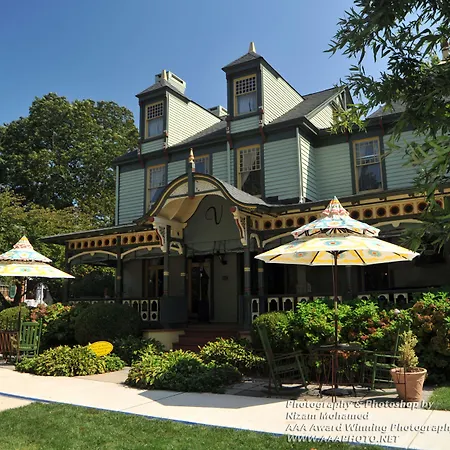 Vandiver Inn-2