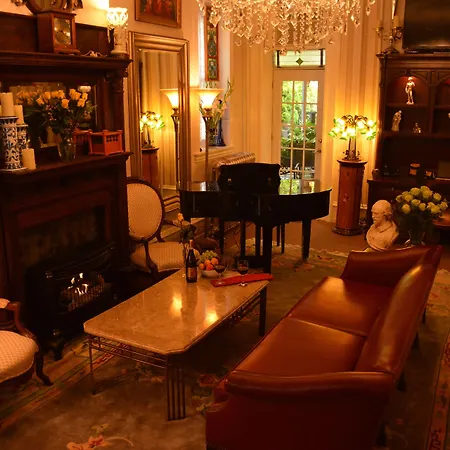 Manayunk Chambers Guest House-3