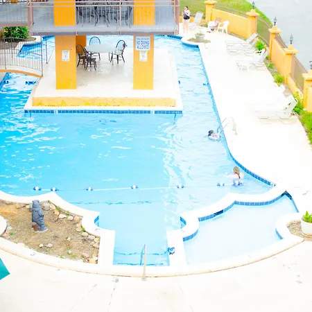 Americana Inn A Travelodge By Wyndham-2