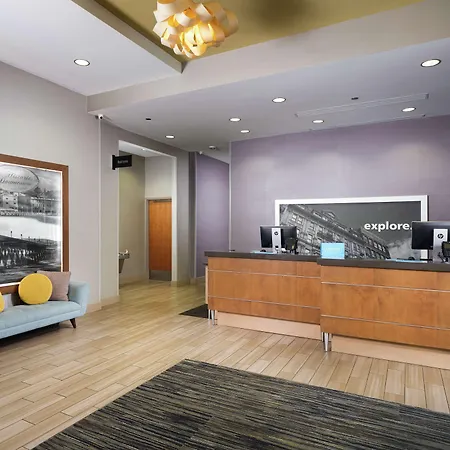 Hampton Inn Wilmington Downtown-2