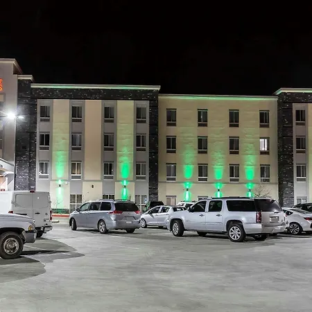 Comfort Suites - University-3