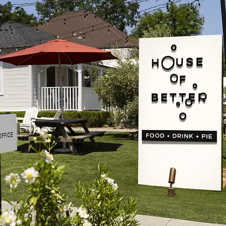 Dr Wilkinsons Backyard Resort And Mineral Springs A Member Of Design Hotels-2