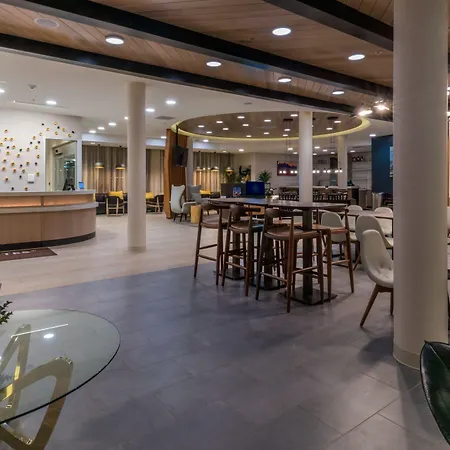 Springhill Suites By Marriott Jackson Hole-3