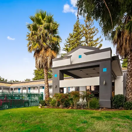 Surestay Plus Hotel By Best Western Sacramento North-3