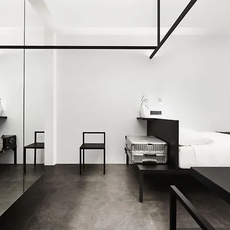 Hotel Mono-3