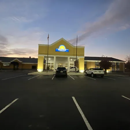 Executive Inn & Suites-3