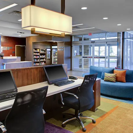 Fairfield Inn & Suites By Marriott Bakersfield North/Airport-3