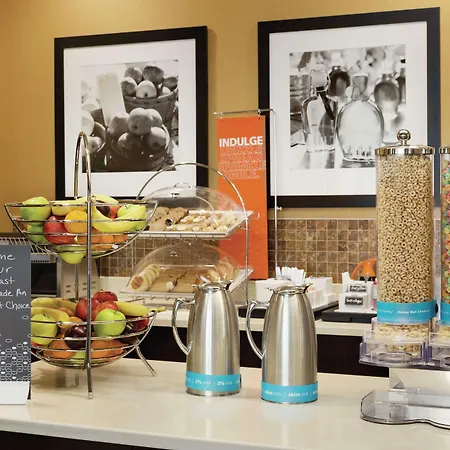 Hampton Inn, St. Albans Vt-3