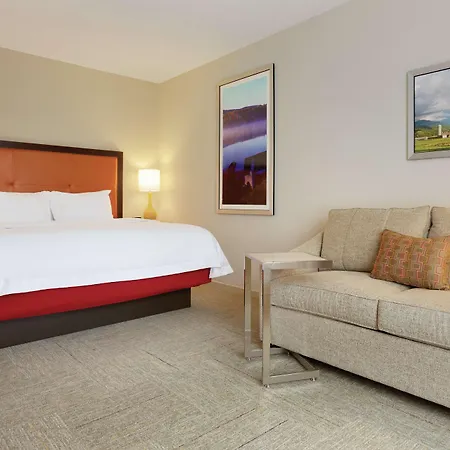 Hampton Inn, St. Albans Vt-2