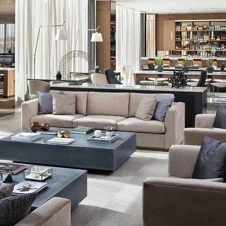 Ac Hotel By Marriott Bloomington Mall Of America-3