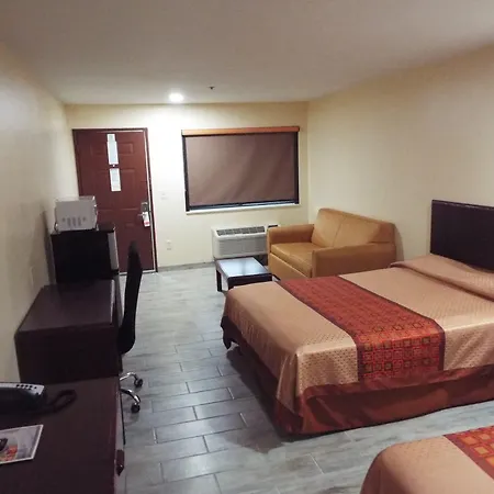 Texas Inn Harlingen-2