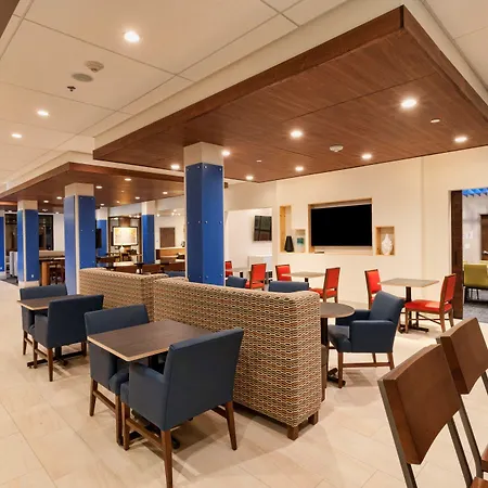 Holiday Inn Express & Suites - Dodge City By Ihg-2