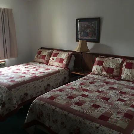 Green Valley Motor Lodge-3
