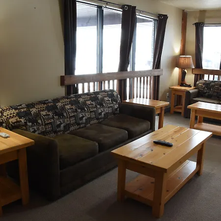 Woodside Dells Hotel & Suites-3