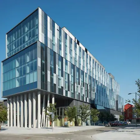 Residence & Conference Centre - Toronto Downtown-3