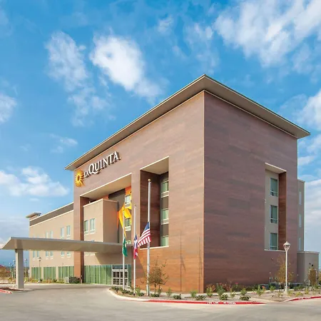 La Quinta By Wyndham San Marcos Outlet Mall-2