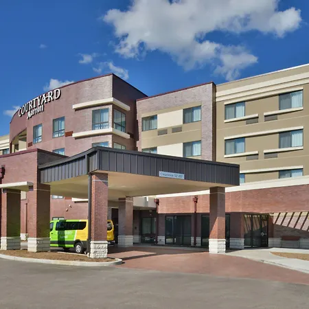 Courtyard By Marriott St Louis Chesterfield-3
