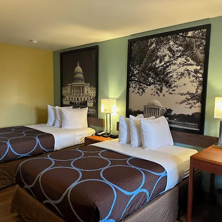 Super 8 Alexandria By Wyndham-2