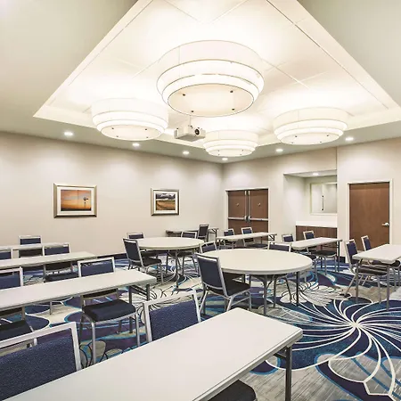 La Quinta By Wyndham Wichita Northeast-3