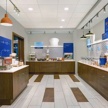Holiday Inn Express & Suites - Lenexa - Overland Park Area By Ihg-3