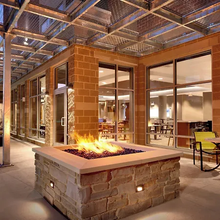 Springhill Suites By Marriott Coralville-2